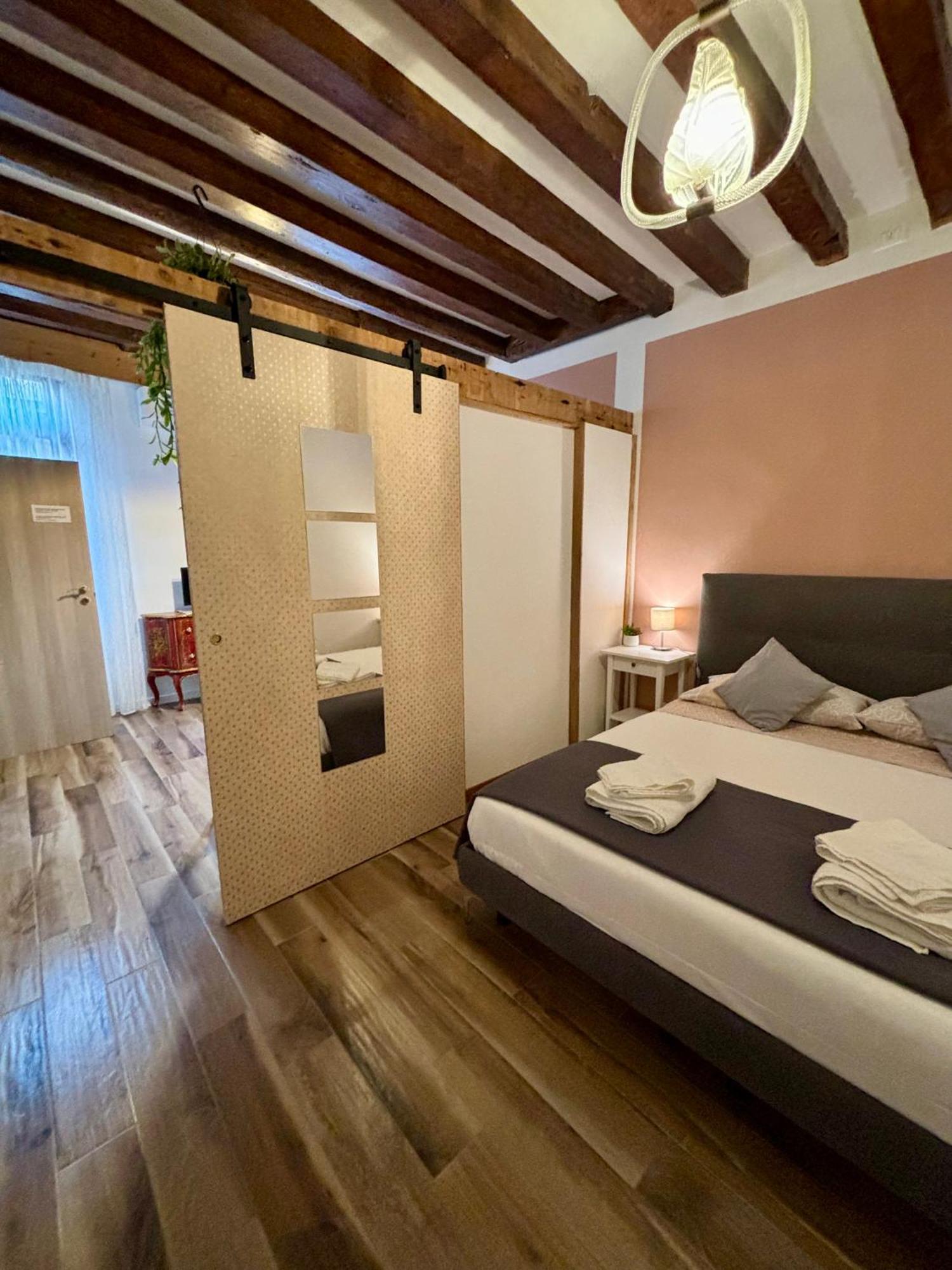 Emma'S House Apartment Venesia Bagian luar foto