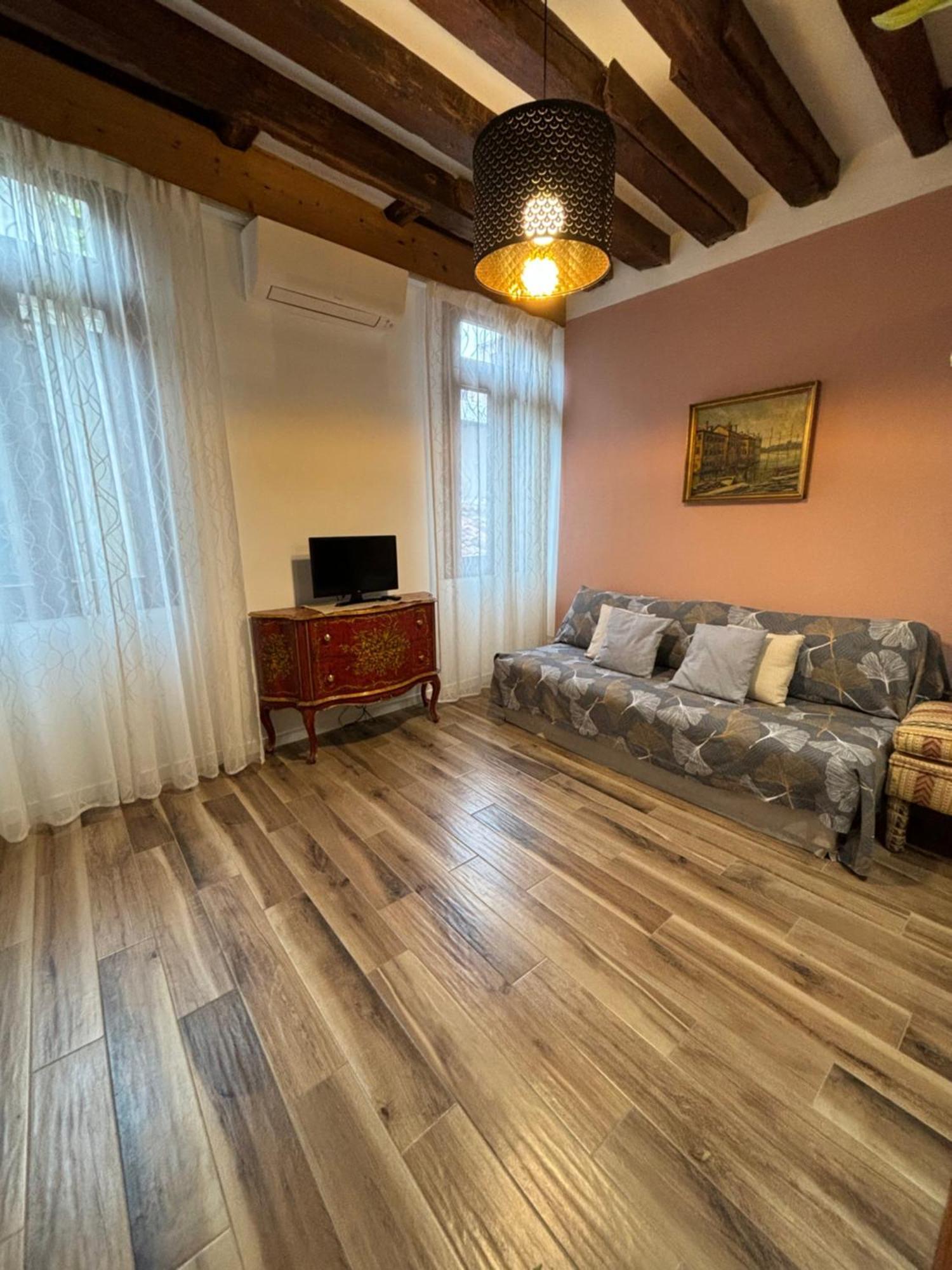 Emma'S House Apartment Venesia Bagian luar foto