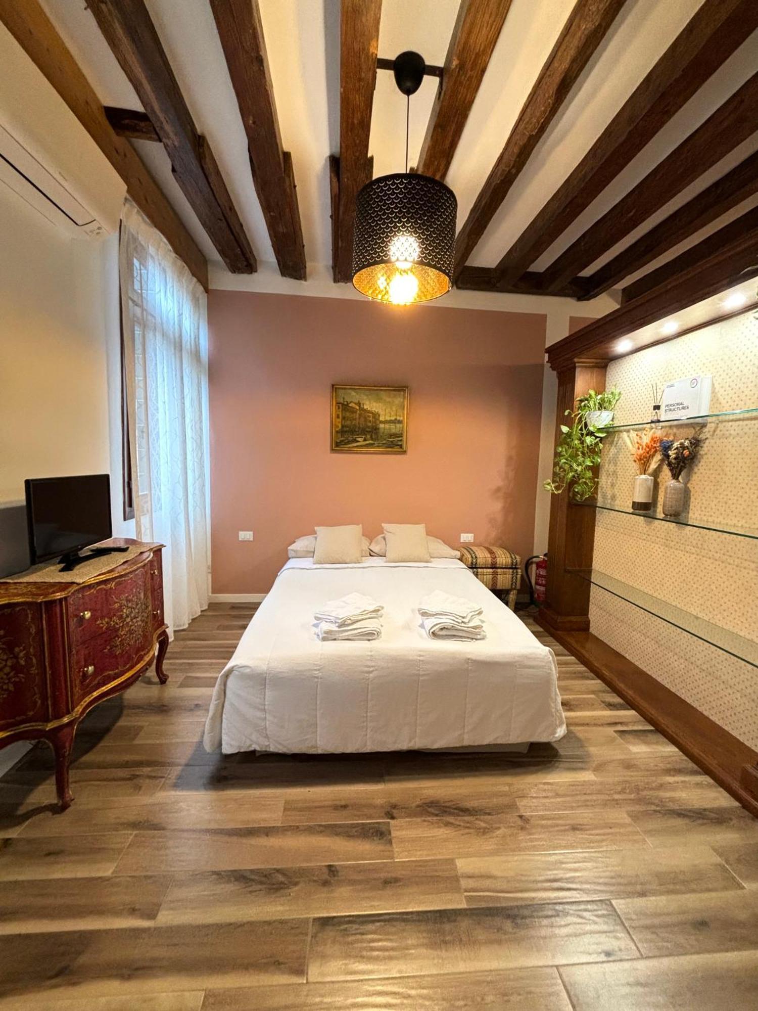 Emma'S House Apartment Venesia Bagian luar foto